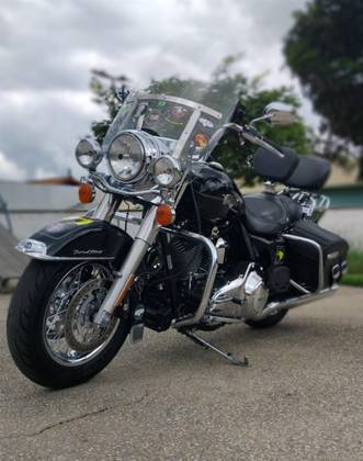 HARLEY-DAVIDSON ROAD KING CLASSIC HARLEY-DAVIDSON ROAD KING CLASSIC